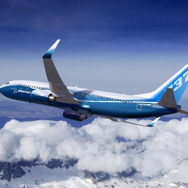 Boeing 737 plane